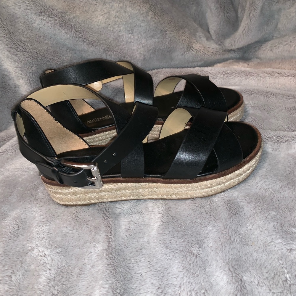 Size 7 shoes! Brand new! Only worn once.